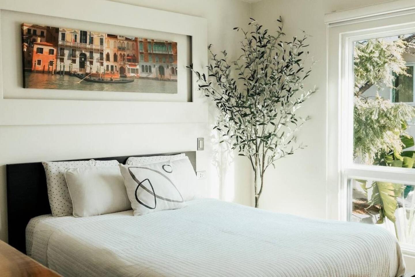 Studio 112 - Stay In Style, Stay Central إنسينادا المظهر الخارجي الصورة